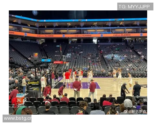 马刺大胜中国男篮,首发阵容轮番上阵展现统治力